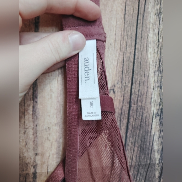 2 for 30$ Auden Elegant Lace Underwire Bra in Deep Red 38C - Picture 4 of 5